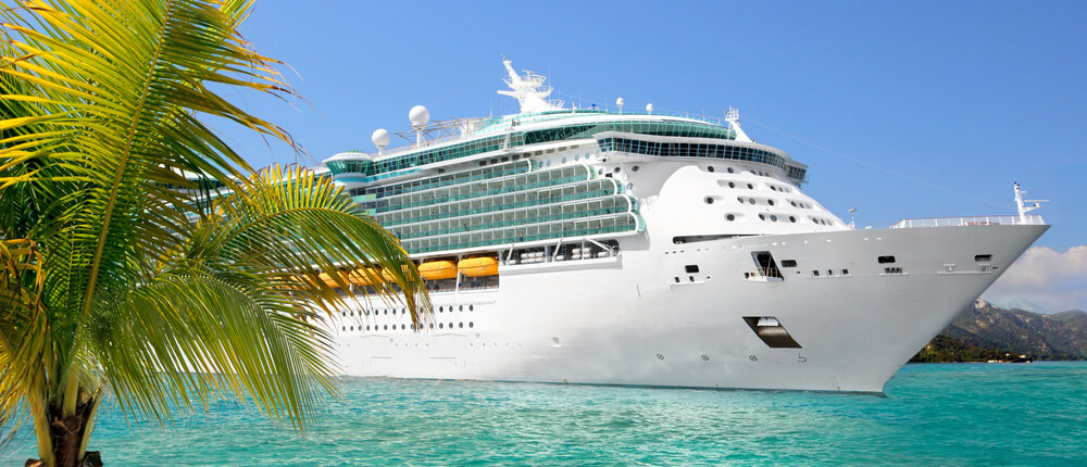 Cruise ship